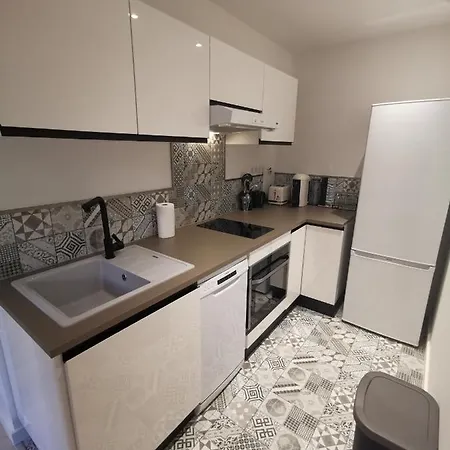 Vieux-nice N Apartment *