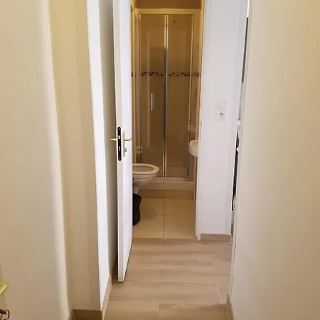 Pearl Apartment