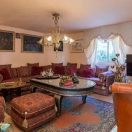 Beverly Villa