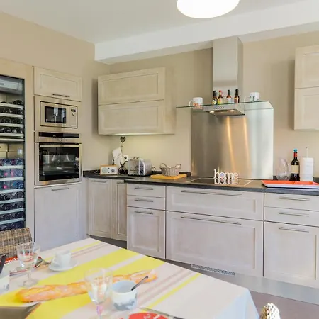 Vue Magenta Ap4188 By Riviera Homes *