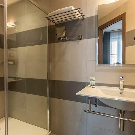 Azur Riviera 4* Ницца