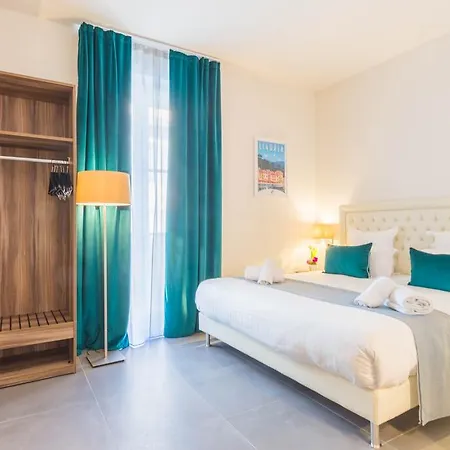 Azur Riviera Hotel