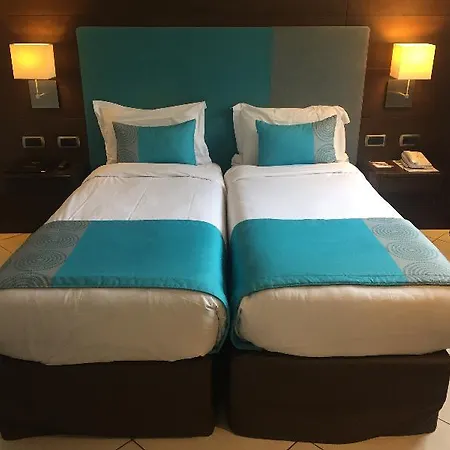 Aston La Scala Hotel 4*
