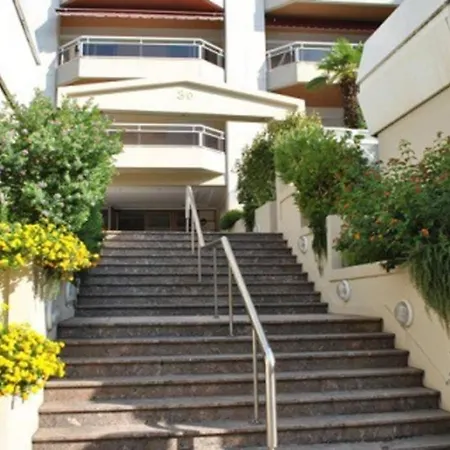 Apartment Le Donatello - One Bedroom With A Terrace In The Heart Of Nice