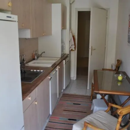 Le Donatello - One Bedroom With A Terrace In The Heart Of Apartment *