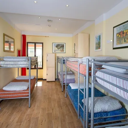 Hostel Saint Exupery Nizza