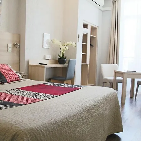 Hotel Helvetique 3*