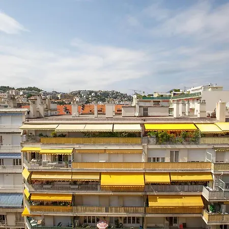 Le Mercedes Apartment