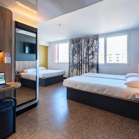Aeroport Arenas Hotell