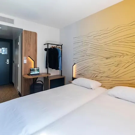 Aeroport Arenas Hotell