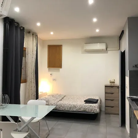 Studio Bord De Mer Centre Apartment Nice