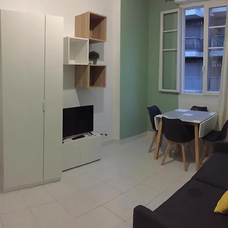 3 Pieces Hypercentre Apartman *