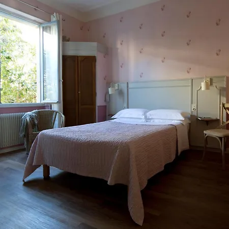 Hotel Saint Hubert Nice