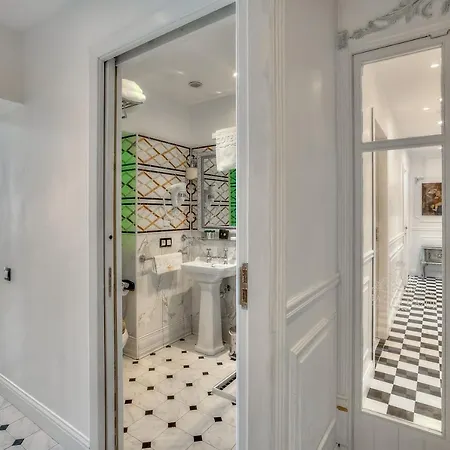 Alojamento de Acomodação e Pequeno-almoço Aba Luxury B E B Nice