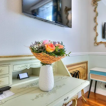 Aba Luxury B E B Alojamento de Acomodação e Pequeno-almoço Nice