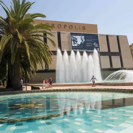 Mercure Promenade Des Hotel 4*