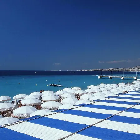 Mercure Promenade Des Hotel 4*