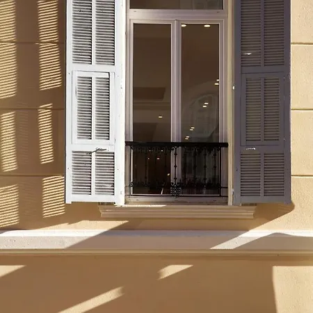 Apollinaire Ξενοδοχείο 4*