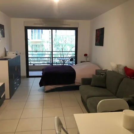 41 Avenue Raymond Comboul