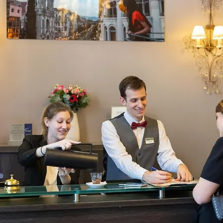 Best Western Lakmi 3* Nice