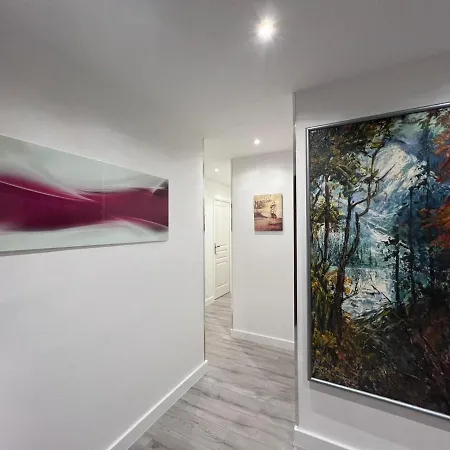 Gorgeous 2 Bedrooms Apartmán
