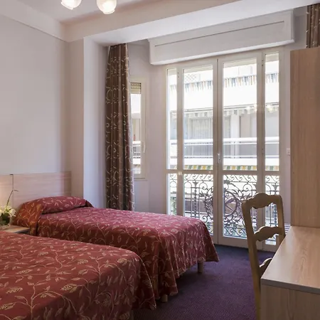 Little Palace Hotel 2*
