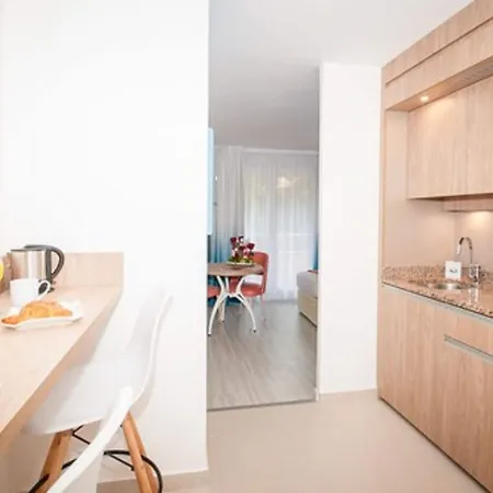Residhome Promenade 3* Ницца