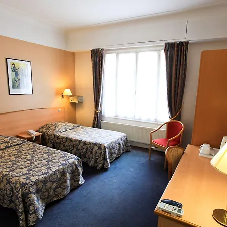 Ammi Lafayette Hotel 3*