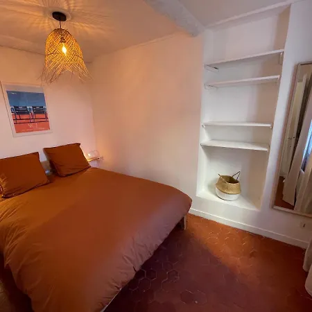 Vieux Deux Pièces 4pax -wifi / Clim