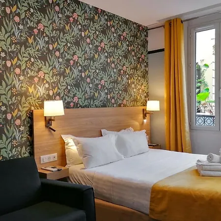 De France, Un Ammi Hotel