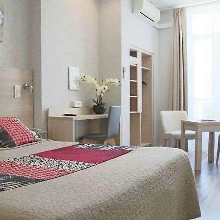 Hotel Helvetique 3*