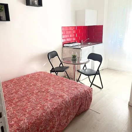 Aparthotel Meubles Inice *