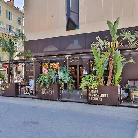 Ξενοδοχείο Du Pin Port 3*
