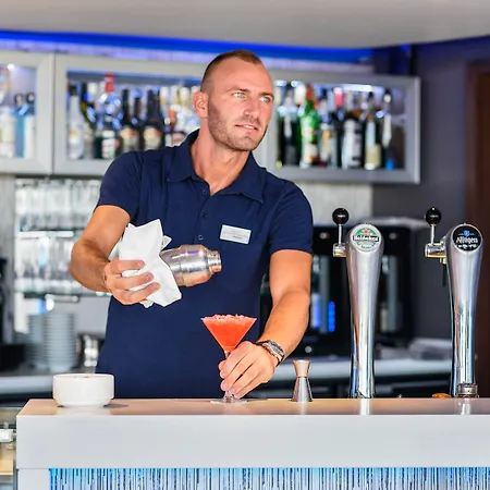 Mercure Centre Notre Dame Hotell 4*