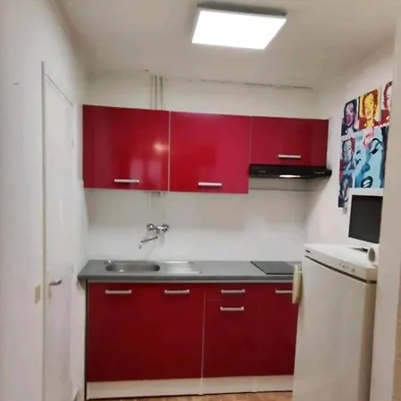 Vieille Apartment