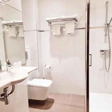 Carlton Nice, Fully Renovated 3* Nice