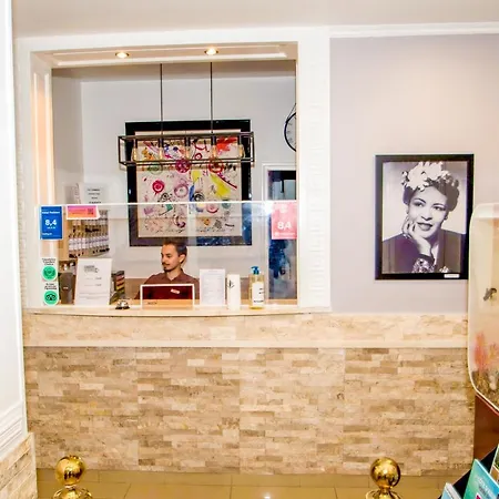 Hotell Parisien Nice