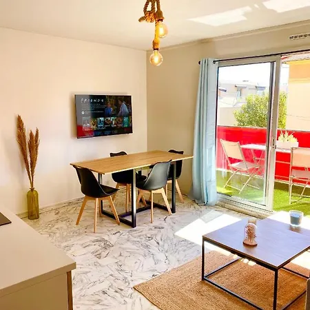 Appartement Superbe 3p A 300m De La ! Nice
