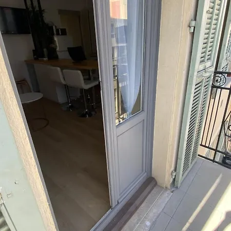 - T3 Renove De 50 M2 Classe 2 Etoiles Apartment *