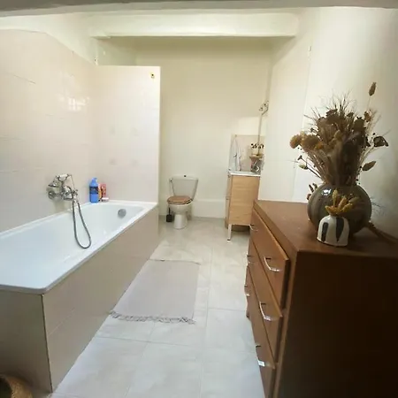 Apartment Rmb - T2 Au Dernier Etage Au Coeur De Nice