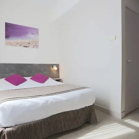 Szálloda De La Fontaine 3*