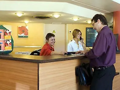 Ibis Aeroport Promenade Des Anglais Otel