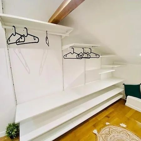Апартаменты T3 Duplex Cosy & Calme Au Port - Tram *