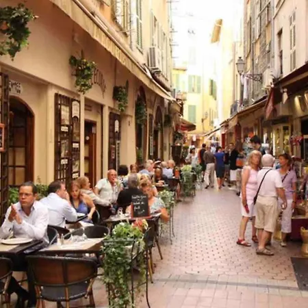 De Charme Au Coeur De La Vieille Apartment