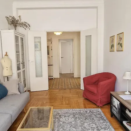 Appartement Center Nice,1 , 2 Balcons *