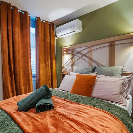 Renting - 9b Massena - Chic Escape In The Heart Of Comfort & Charm ! Lejlighed