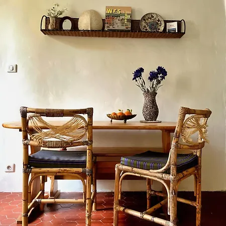 Casa Marguerite, Atypique