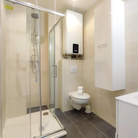 Stella Monte 3 A/c Wifi 2 Pers Nizza