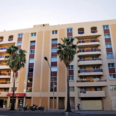 Residhome Promenade Апарт-отель Ницца