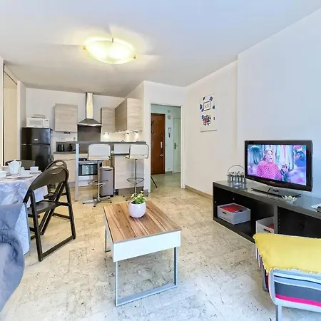 Superbe Pres De La Gare-clim-wifi-espace Dedie Au Travail Apartament *